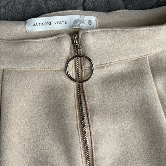 NWT ALTAR'D STATE MINI SKIRT - SIZE XS. - Picture 4 of 12